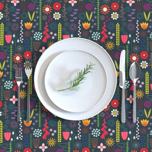 HOME_GOOD_RECTANGULAR_TABLE_CLOTH