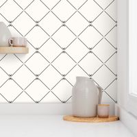 Lovely Trellis: Cream & Black