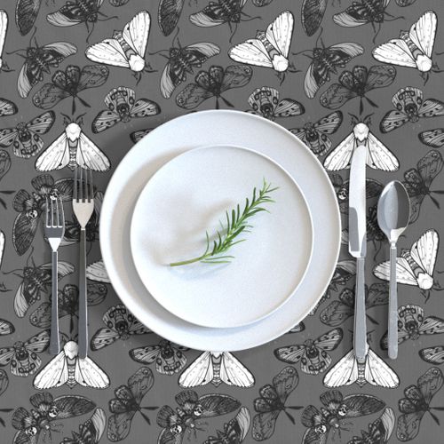 HOME_GOOD_RECTANGULAR_TABLE_CLOTH