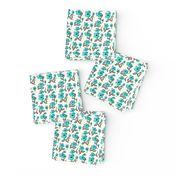 Retro Flower /  Cottage Quilt floral - aqua blue