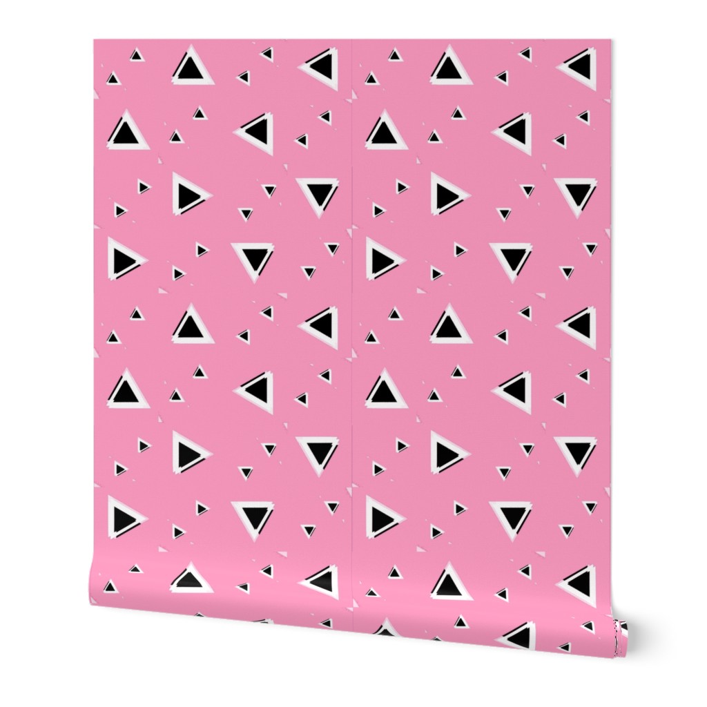 Black and white Triangles on Pink