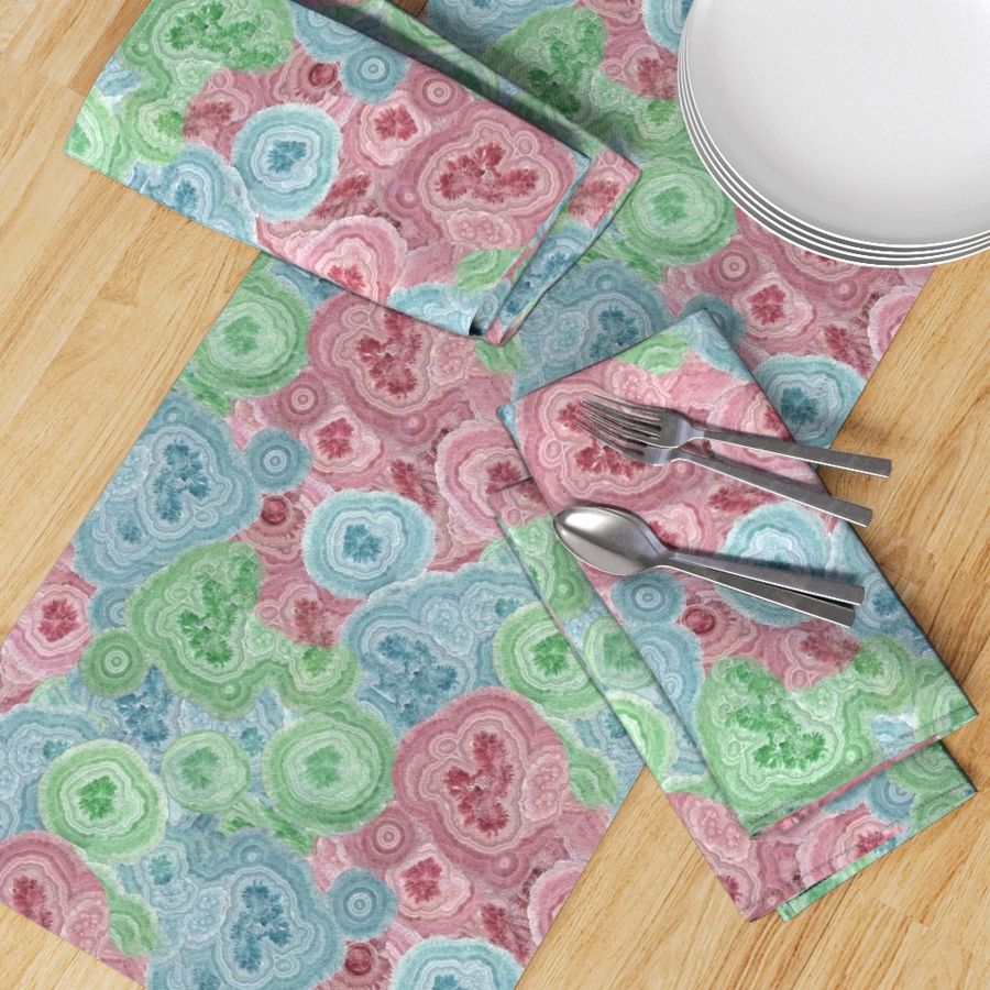 HOME_GOOD_TABLE_RUNNER