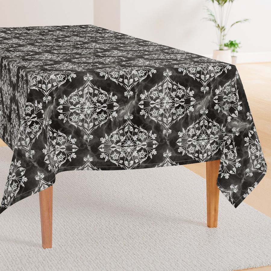 HOME_GOOD_RECTANGULAR_TABLE_CLOTH