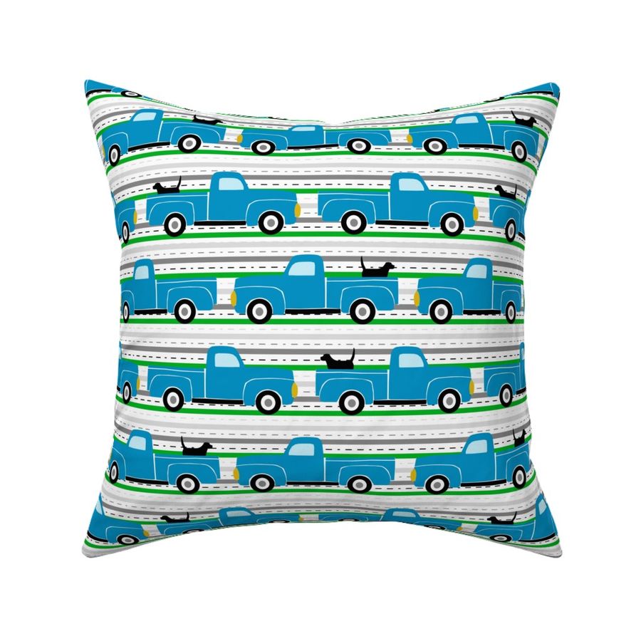 HOME_GOOD_SQUARE_THROW_PILLOW