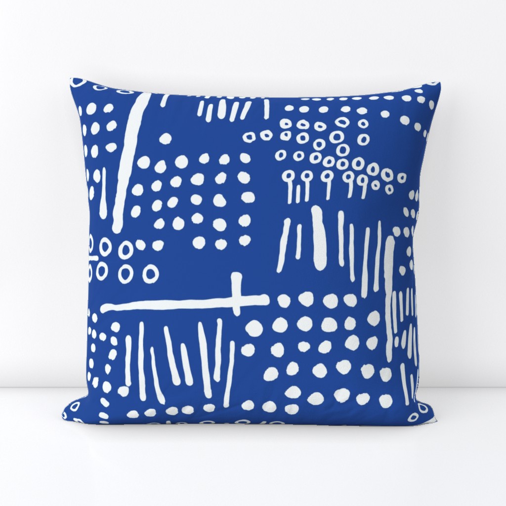  Abstract Tribal (Indigo)