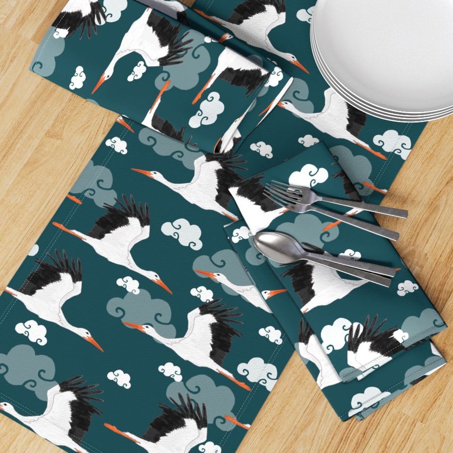 HOME_GOOD_TABLE_RUNNER