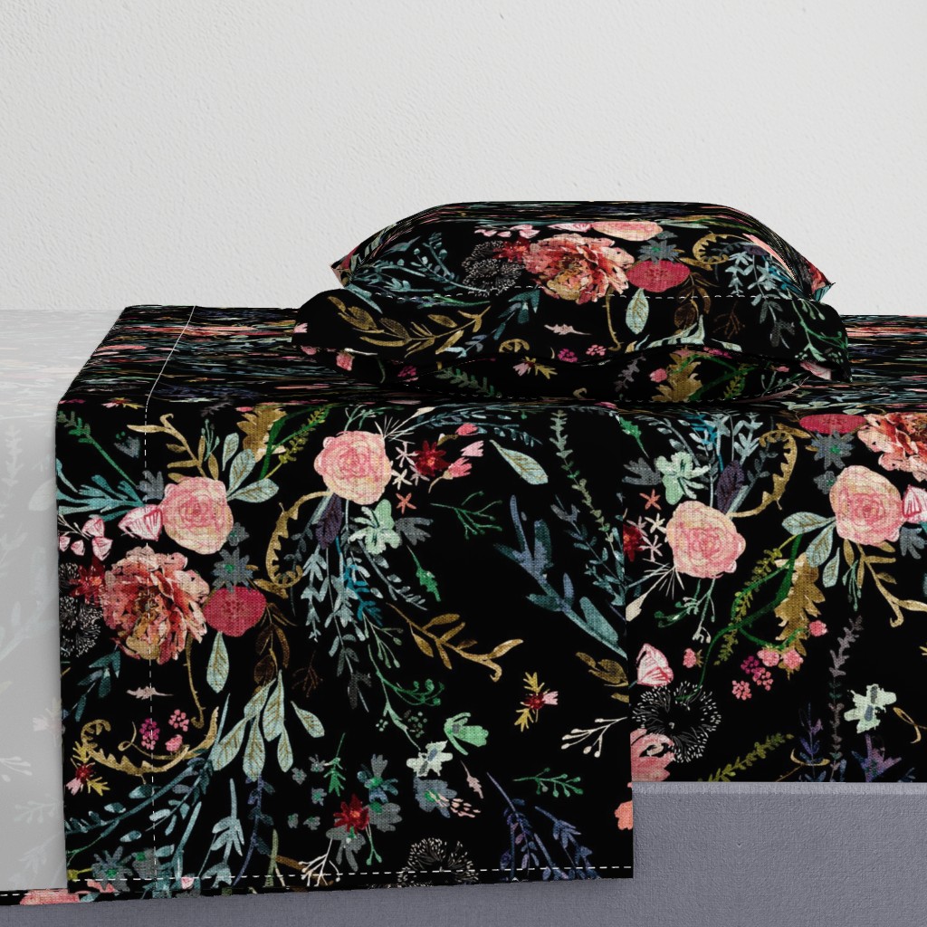 Fable Floral (black) JUMBO