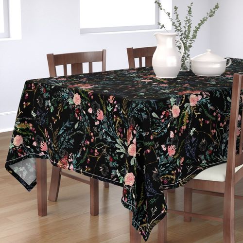 HOME_GOOD_RECTANGULAR_TABLE_CLOTH