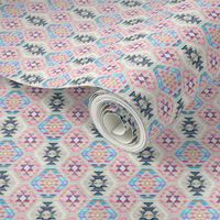 Extra-Tiny Scale Woven Textured Pastel Kilim - cool cream