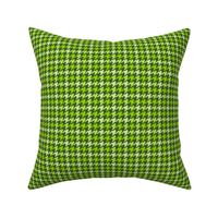 Scotch Houndstooth in Absinthe Green