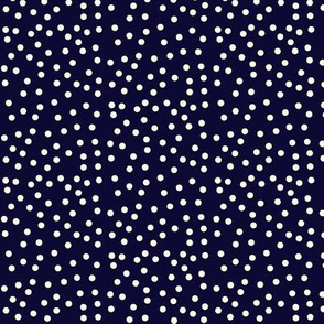 Twinkling Creamy Dots on Blackberry - Large Scale