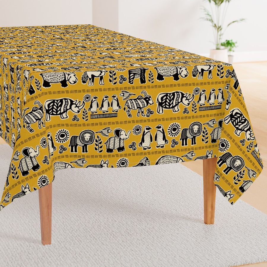 HOME_GOOD_RECTANGULAR_TABLE_CLOTH