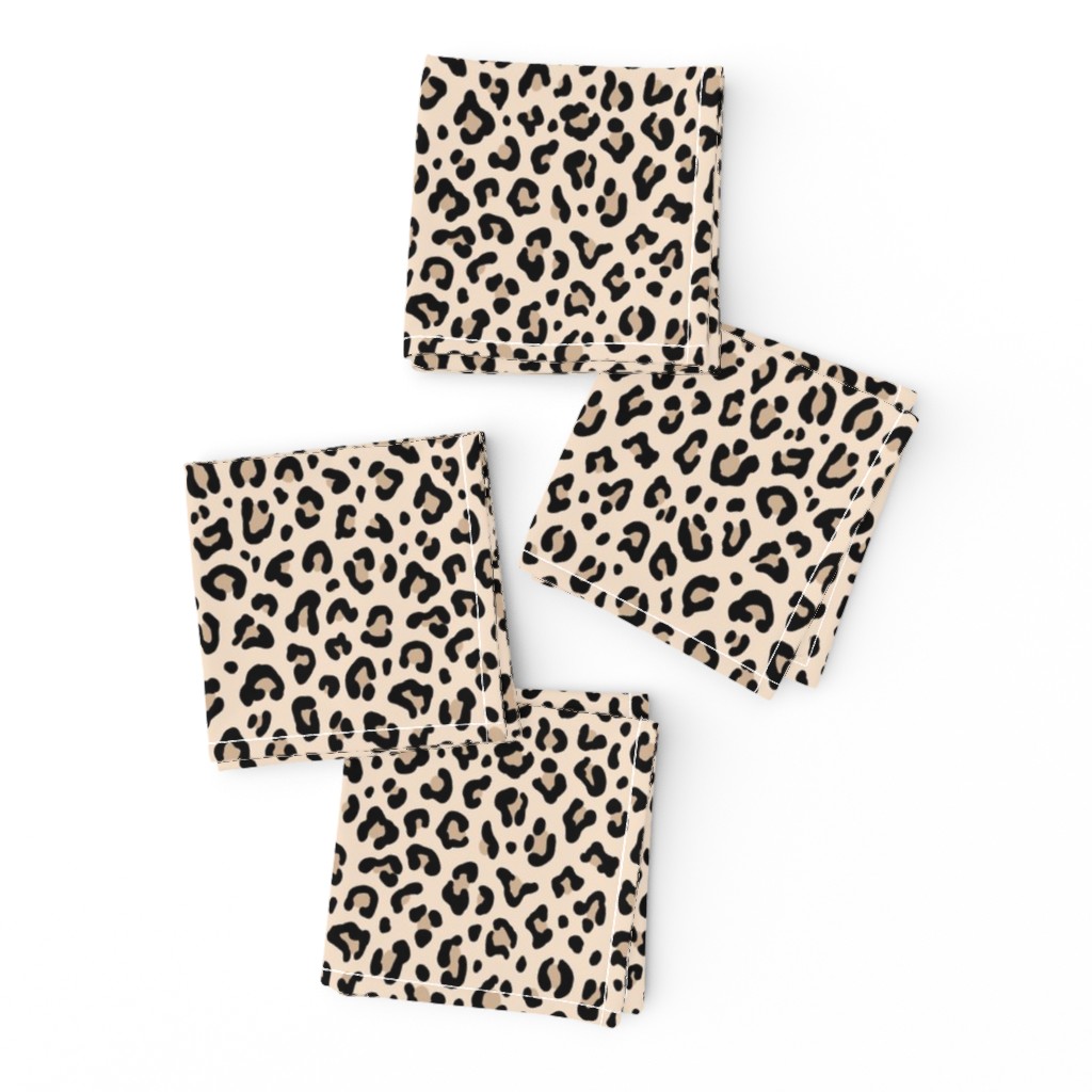 ★ BLACK and WHITE LEOPARD - LEOPARD PRINT in ECRU ★ Small Scale / Collection : Leopard spots – Punk Rock Animal Print