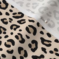 ★ BLACK and WHITE LEOPARD - LEOPARD PRINT in ECRU ★ Small Scale / Collection : Leopard spots – Punk Rock Animal Print