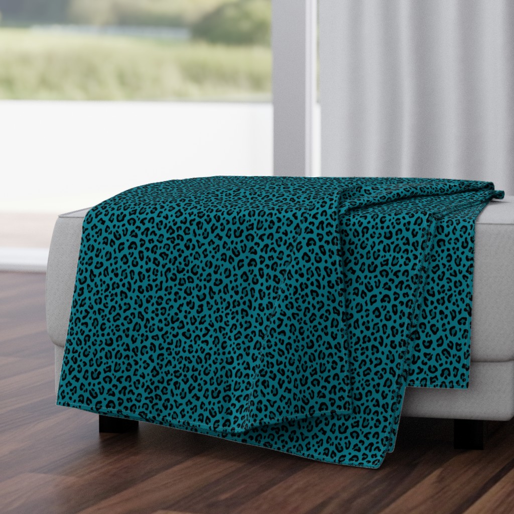 ★ LEOPARD PRINT in TEAL BLUE ★ Small Scale / Collection : Leopard spots – Punk Rock Animal Print