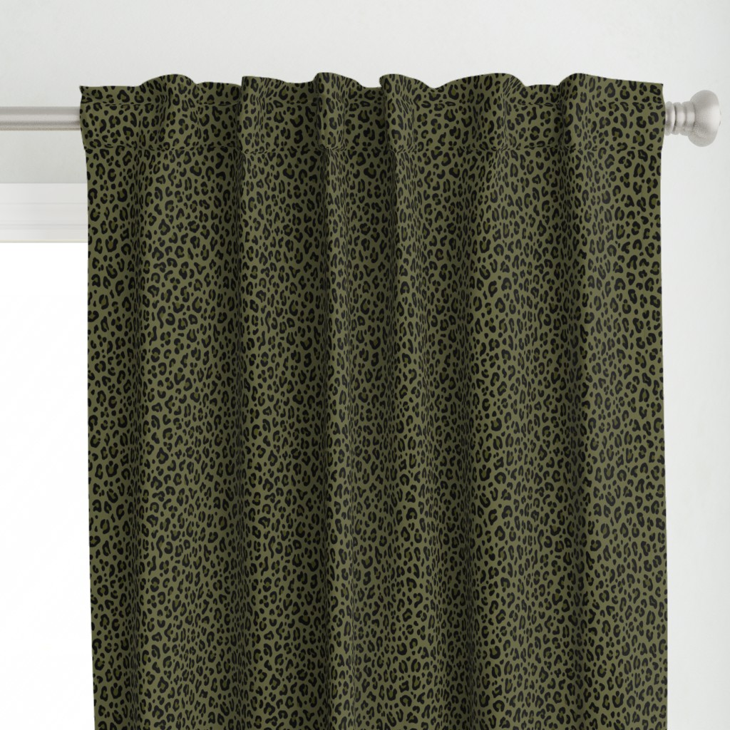 ★ CAMO LEOPARD - LEOPARD PRINT in OLIVE GREEN ★ Small Scale / Collection : Leopard spots – Punk Rock Animal Print