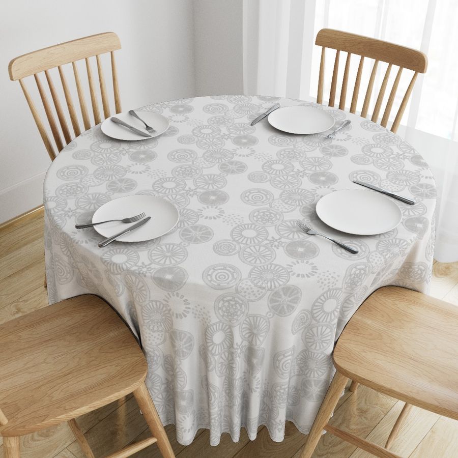 HOME_GOOD_ROUND_TABLE_CLOTH