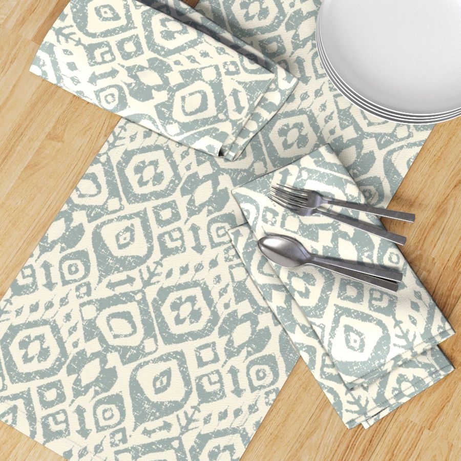 HOME_GOOD_TABLE_RUNNER