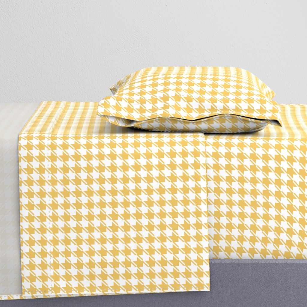 Yellow and white houndstooth | medium