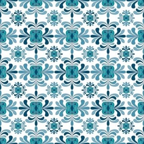 Blue _ White Tile (Med)
