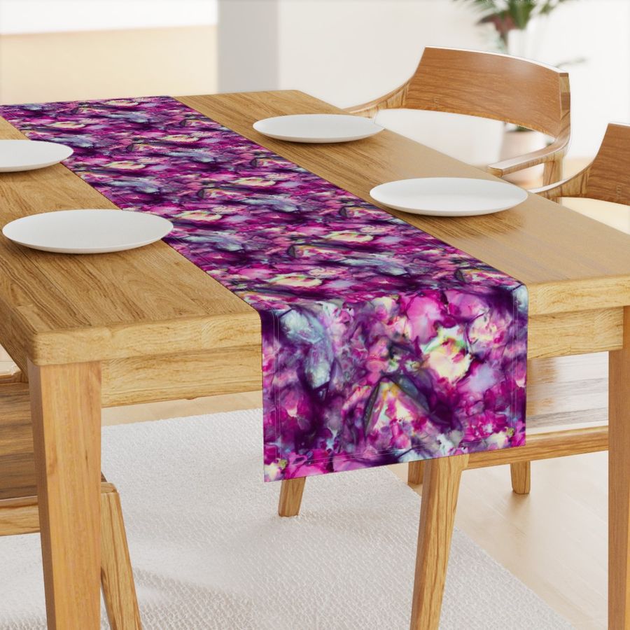 HOME_GOOD_TABLE_RUNNER