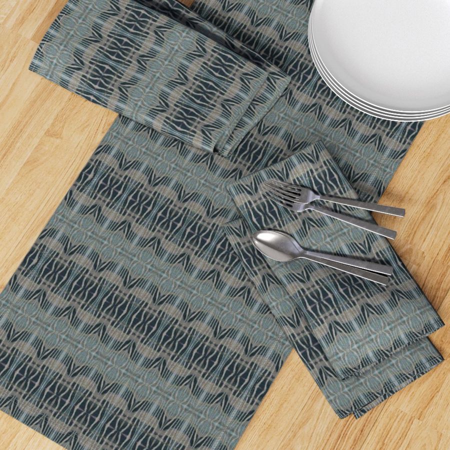 HOME_GOOD_TABLE_RUNNER