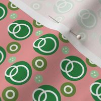 Green Link Circles on Pink