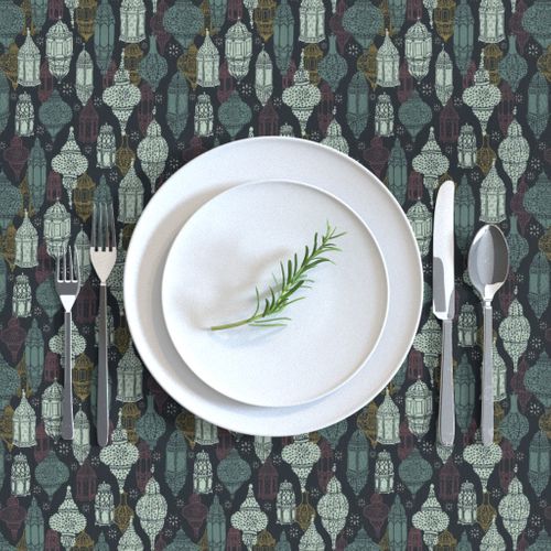 HOME_GOOD_RECTANGULAR_TABLE_CLOTH