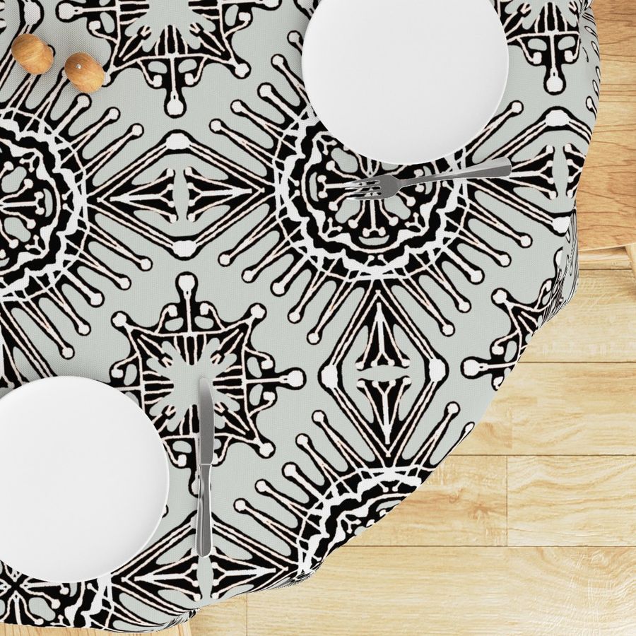 HOME_GOOD_ROUND_TABLE_CLOTH