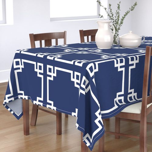 HOME_GOOD_RECTANGULAR_TABLE_CLOTH