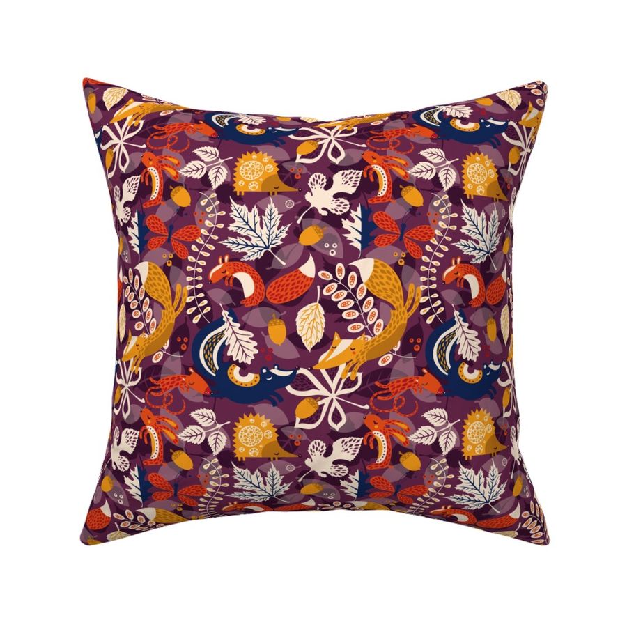 HOME_GOOD_SQUARE_THROW_PILLOW