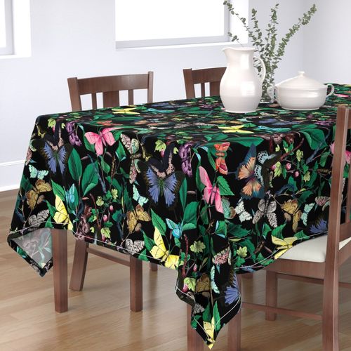 HOME_GOOD_RECTANGULAR_TABLE_CLOTH