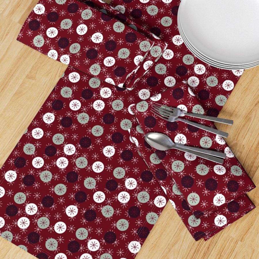 HOME_GOOD_TABLE_RUNNER