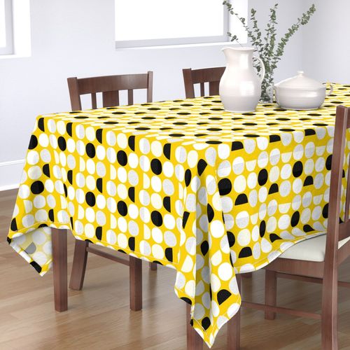 HOME_GOOD_RECTANGULAR_TABLE_CLOTH