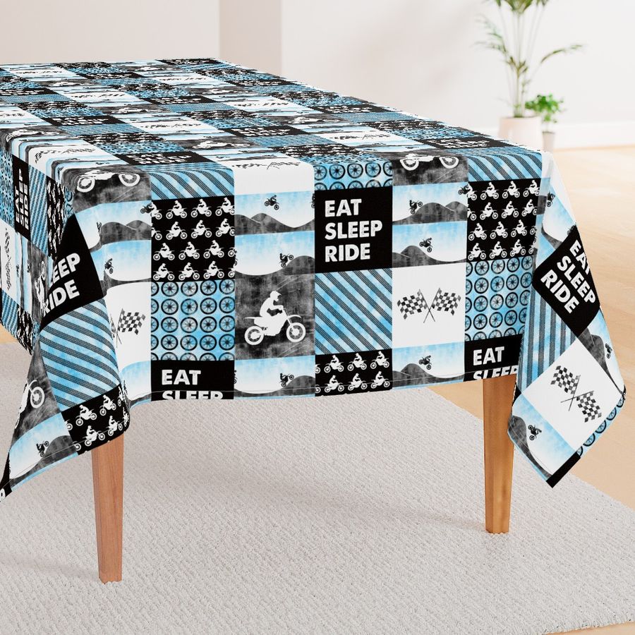 HOME_GOOD_RECTANGULAR_TABLE_CLOTH