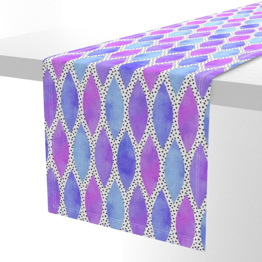 HOME_GOOD_TABLE_RUNNER