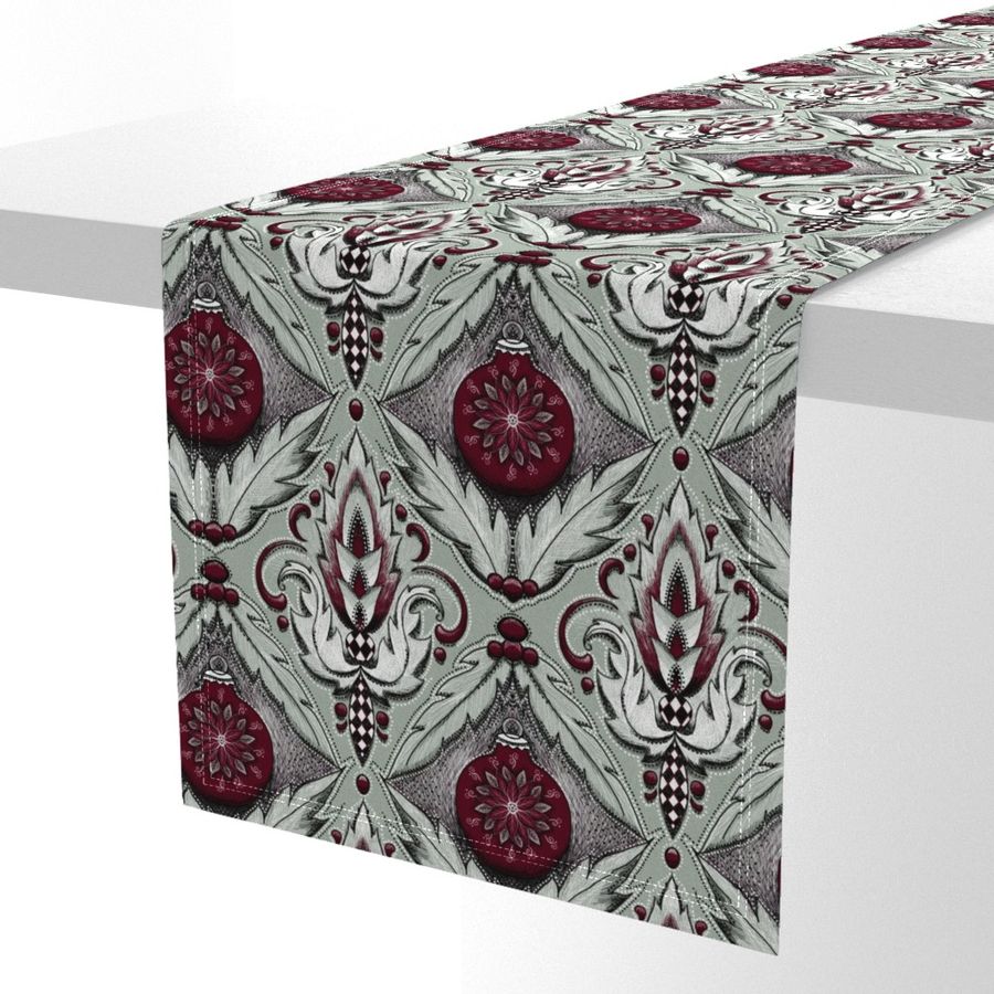 HOME_GOOD_TABLE_RUNNER