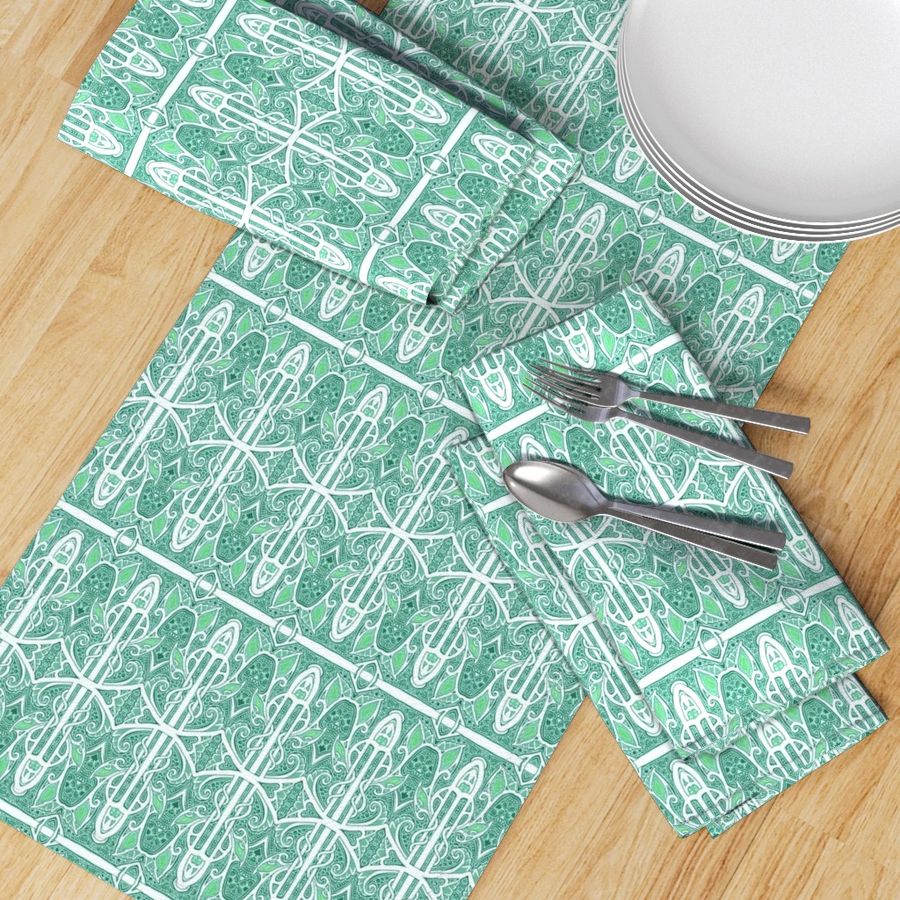 HOME_GOOD_TABLE_RUNNER