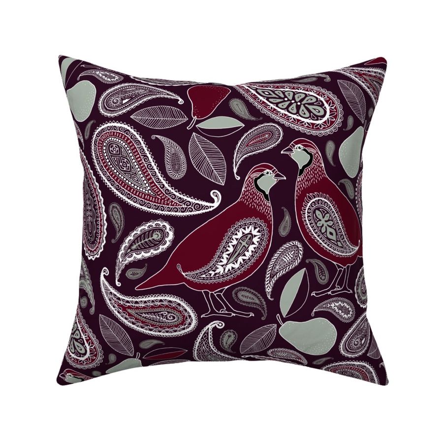 HOME_GOOD_SQUARE_THROW_PILLOW