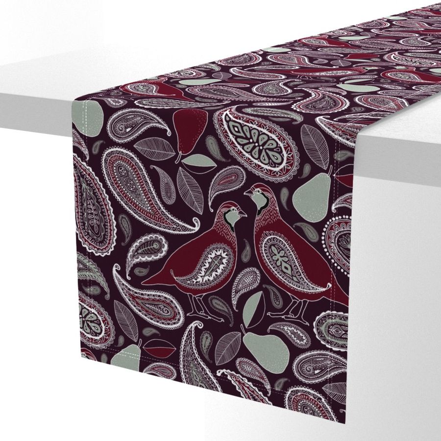 HOME_GOOD_TABLE_RUNNER