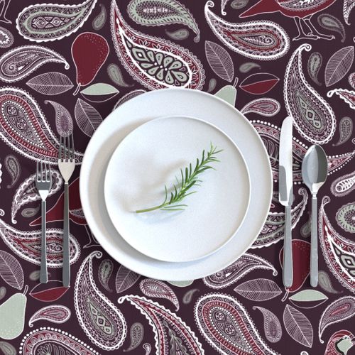 HOME_GOOD_RECTANGULAR_TABLE_CLOTH