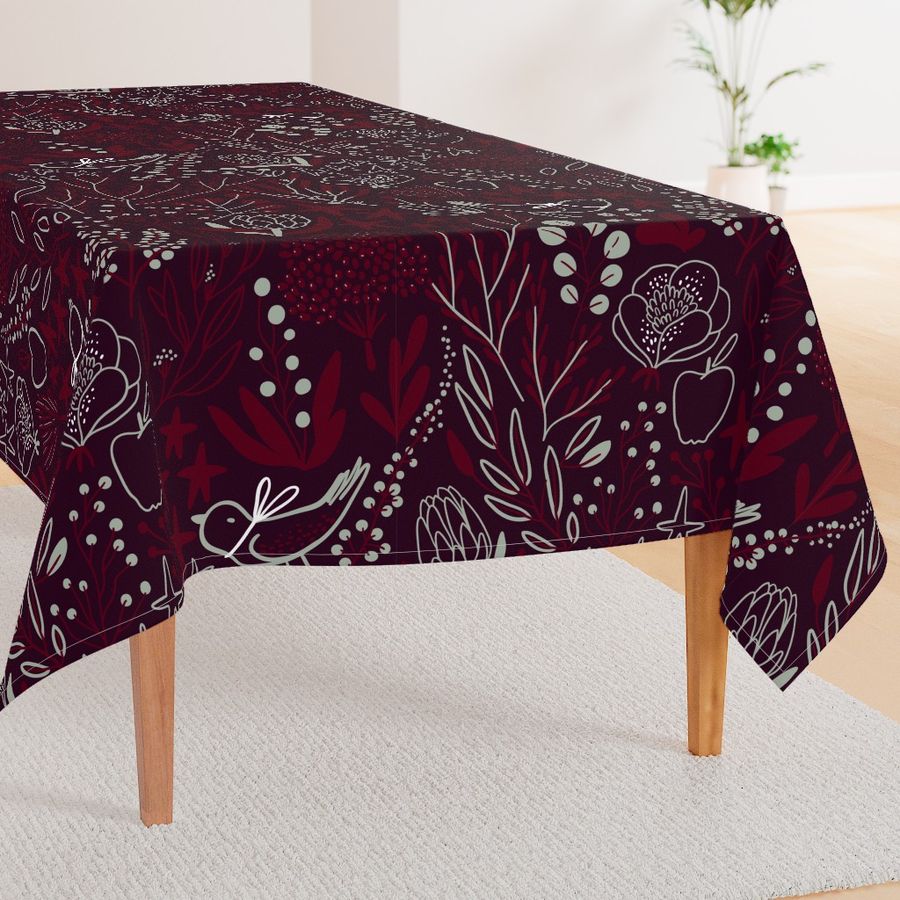 HOME_GOOD_RECTANGULAR_TABLE_CLOTH