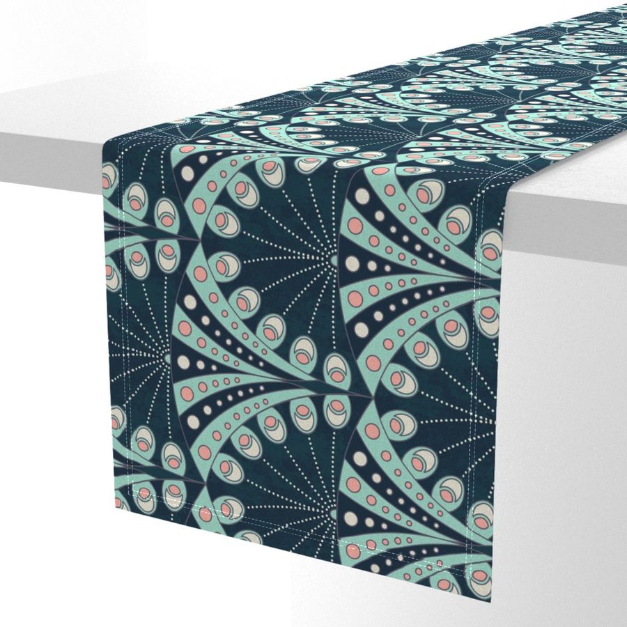 HOME_GOOD_TABLE_RUNNER