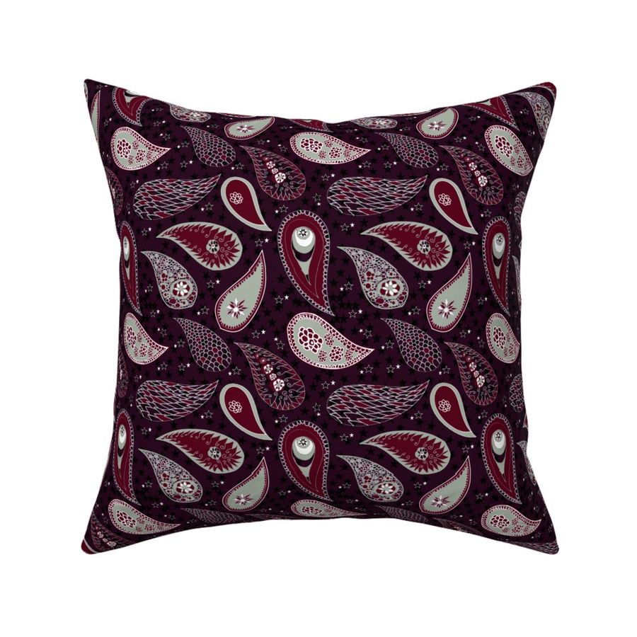 HOME_GOOD_SQUARE_THROW_PILLOW