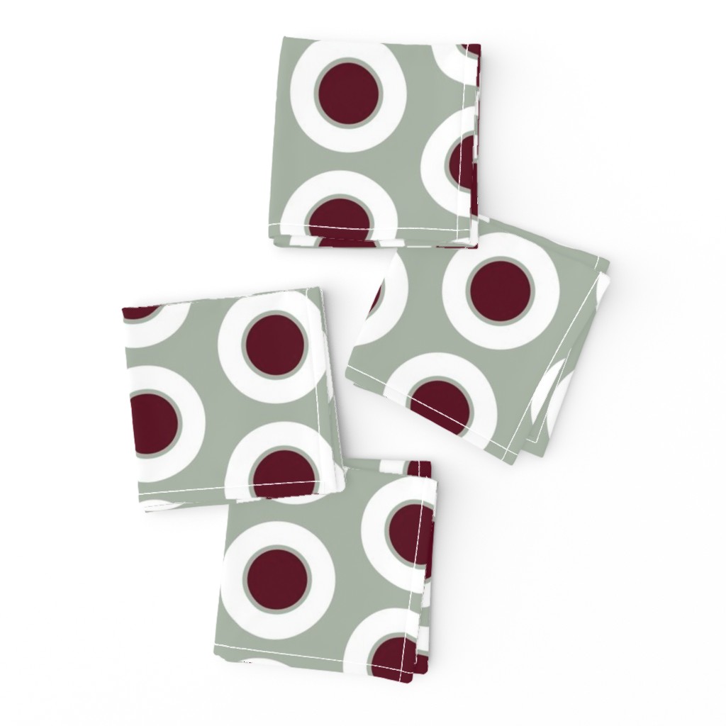 Claret-centered Elegant Holiday dinner dots by Su_G_©SuSchaefer