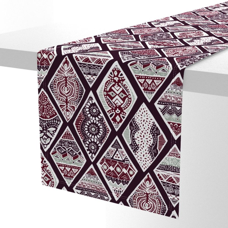 HOME_GOOD_TABLE_RUNNER