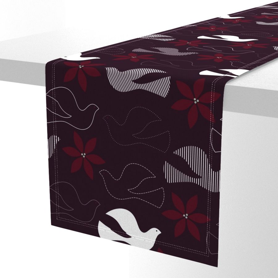 HOME_GOOD_TABLE_RUNNER