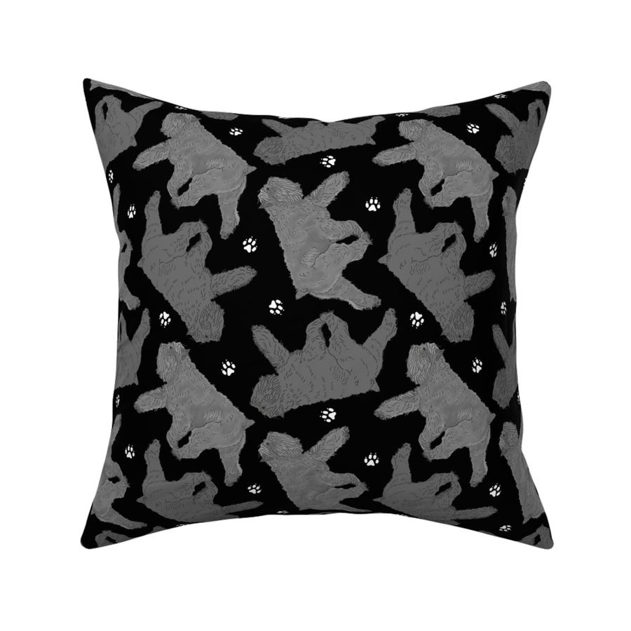 HOME_GOOD_SQUARE_THROW_PILLOW