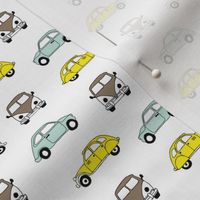 Vintage old timer cars for classic car lovers boys yellow mint XS
