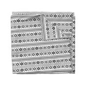 kilim black n white